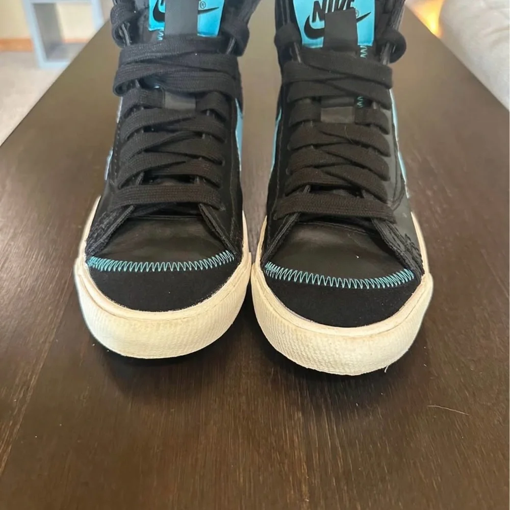 Nike Blaser Mid ‘77 Jumbo Black and Blue - Picture 3 of 4